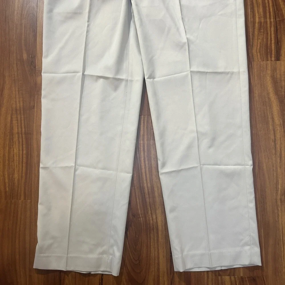 PGA Tour Ultimate Pant Mens 40x32 Moonstruck Beige Pleated Active Golf Slacks